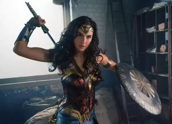 『ワンダーウーマン』前日譚＆『ウォラー』製作保留　『バービー』続編も中止の危機
