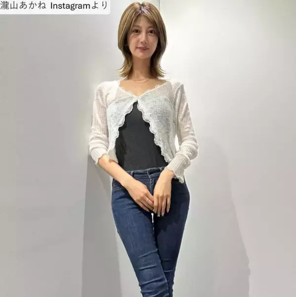 「171cm“人気ABEMAアナウンサー”、デニムパンツ姿で抜群プロポーション全開！　「美しすぎる」「すんごい」」の画像