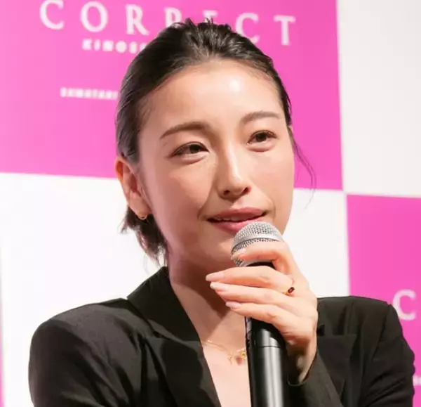 木下優樹菜、水着姿でサウナ満喫　家族の姿も　「本当に美人すぎる」