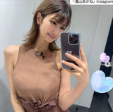 「171cm“人気ABEMAアナウンサー”、ノースリーブニット姿の抜群プロポーションに絶賛の声「すごい」「可愛すぎる」」の画像1