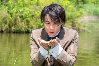 明日の『らんまん』“万太郎”神木隆之介、池で不思議な水生植物を見つける
