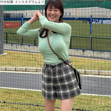 グラビア話題44歳・元NHKの竹中知華アナ、ショーパン姿が「スタイル抜群」「スゴイ」と絶賛の声