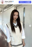 「「最強可愛い」「クラスのマドンナ」板野友美、制服姿に絶賛の声」の画像1