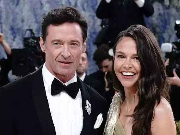 「見ていて恥ずかしい」「やりすぎ」の声も　ヒュー・ジャックマン＆サットン・フォスターのラブラブデュエットに賛否