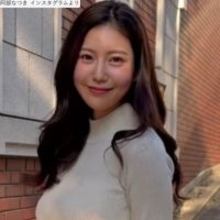 “令和の峰不二子”阿部なつき26歳、タイトな白ニット姿が「スタイル抜群」「美しすぎる」と絶賛の声