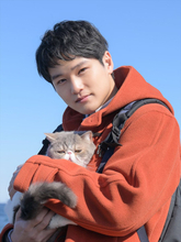 中川大輔、猫と話せるトラベルライター役に！　ドラマ『旅と僕と猫』3.5スタート