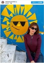 元NHK女子アナ・中川安奈、ぴっちりデニムにグラサン　沖縄旅行満喫中の姿に反響