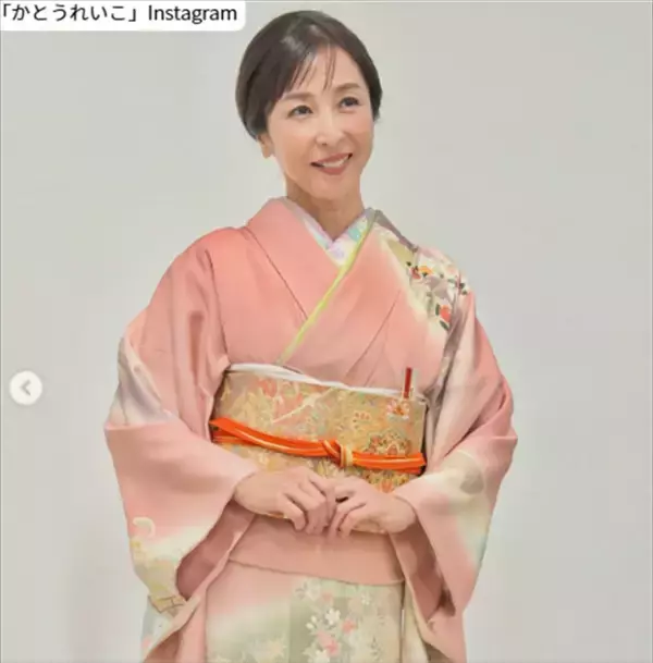 伝説のグラビアクイーン・かとうれいこ57歳、着物姿で美スタイル全開　「すっごい」「美しく上品」