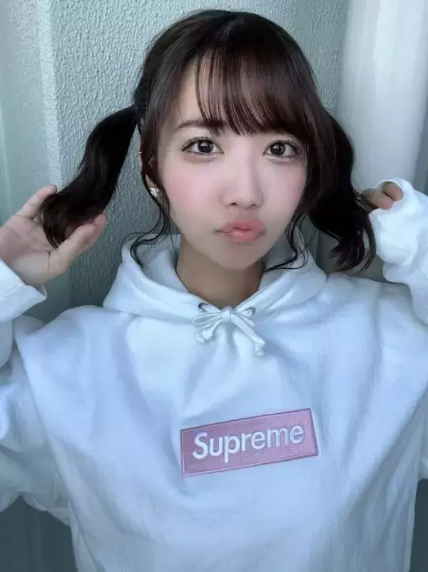 グラビア美女29歳、衝撃的なツインテ姿に大反響「可愛すぎる」