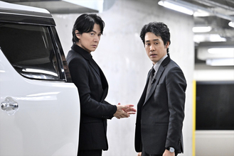 福山雅治×大泉洋『ラストマン』SP今夜放送！　東京爆破予告＆テレビスタジオ立てこもり事件に無敵のバディが挑む