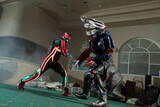 「『仮面ライダーゼッツ』第47話「救う」、小鷹が深い眠りに落ちて闇に消える…？」の画像1