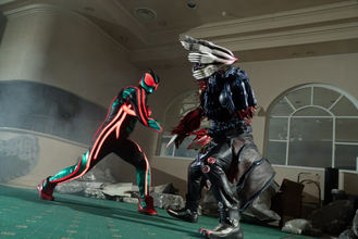『仮面ライダーゼッツ』第47話「救う」、小鷹が深い眠りに落ちて闇に消える…？