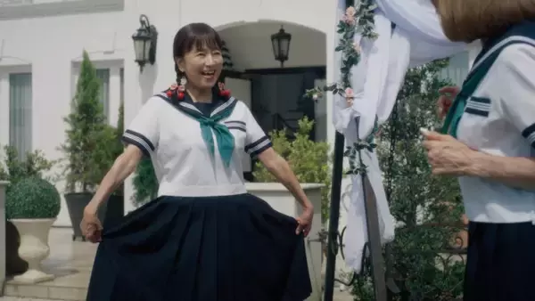 『夫婦と16歳』“美子”かたせ梨乃「16歳の会」でセーラー服姿披露　旧友への恐怖の仕打ちに鳥肌「えぐい」「ホラーすぎる」