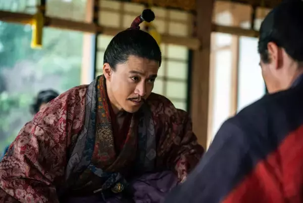 『豊臣兄弟！』“信長”小栗旬、“光秀”要潤に非情な命令　衝撃展開にネット騒然「完全に修羅モード」「本能寺まっしぐら」