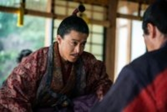 『豊臣兄弟！』“信長”小栗旬、“光秀”要潤に非情な命令　衝撃展開にネット騒然「完全に修羅モード」「本能寺まっしぐら」