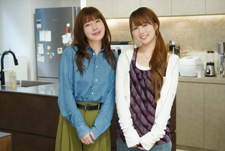『Tokyo middle 30』主演・仲里依紗×主題歌・ふみのが初対面！　のんの誕生日サプライズも
