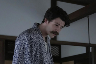 『ばけばけ』“ヘブン”トミー・バストウの“通りすがりの異人”発言にネット悲痛「切ない」「突き放された気がする」