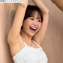 元フジアナ・渡邊渚、シースルーワンピ姿がスタイル抜群！　眩しい笑顔で魅了　多数の「いいね！」集まる