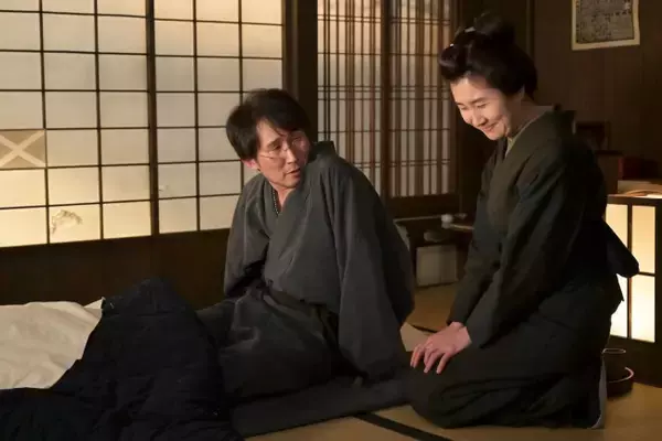 『風、薫る』“フユさん”猫背椿、夫“康介”じろうの言葉に笑顔　ネット感動「夫婦仲良いんじゃん」「涙出てきた」