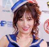 「熊田曜子43歳、大胆なグラビアで魅せる抜群プロポーション「美しすぎる」」の画像1