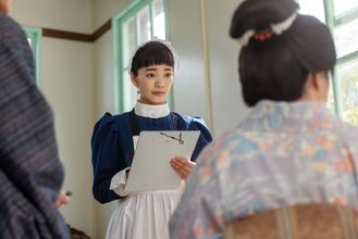 来週の『風、薫る』“りん”見上愛、冷たい態度の“千佳子”仲間由紀恵と向き合うためのヒントを得る