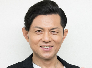 どういう関係!?　的場浩司インスタに“自慢の娘”元乃木坂46美女2人が登場し反響
