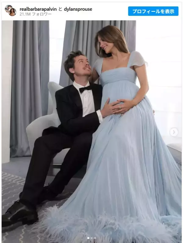 カンヌで妊娠を公表した“日本好き”モデル、連日披露の美しいマタニティルックを振り返る