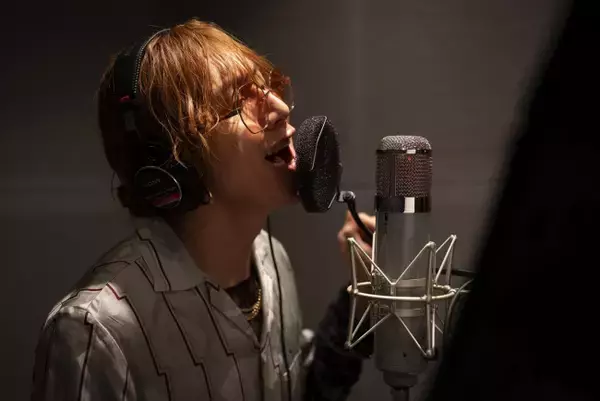 SUPER BEAVER・渋谷龍太「常に自分の日常の中に“スピッツ”があった」　映画『楓』劇中歌に参加＆フィーチャレット映像解禁