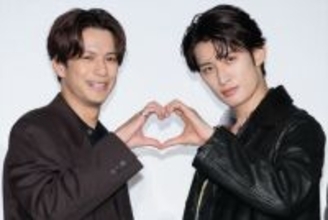 Snow Man・向井康二、森崎ウィンの手を突然握る「繋いでほしいんかなって」