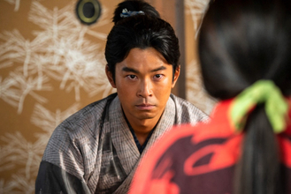 『豊臣兄弟！』第16回 “小一郎”仲野太賀、人質問題をめぐって姉を説得　“信長”小栗旬は寺の焼き討ちを命令