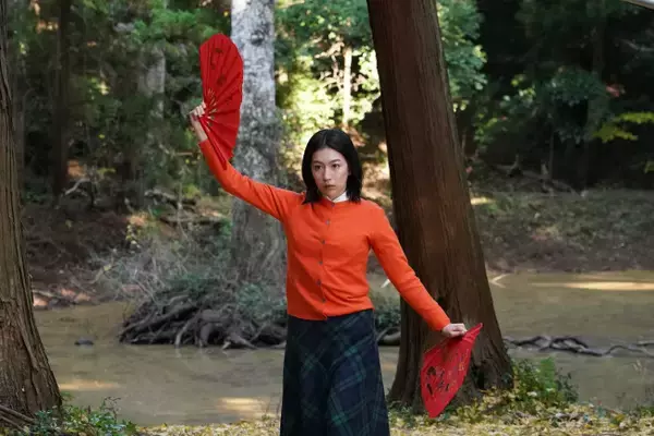 『ラムネモンキー』突然の武侠映画風アクションに反響「マチルダvsミンメイ」「ガンダムの次はマクロス（笑）」