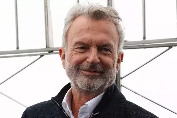 『ジュラシック・パーク』サム・ニールさんが死去、78歳　ローラ・ダーン＆スピルバーグ監督らが追悼