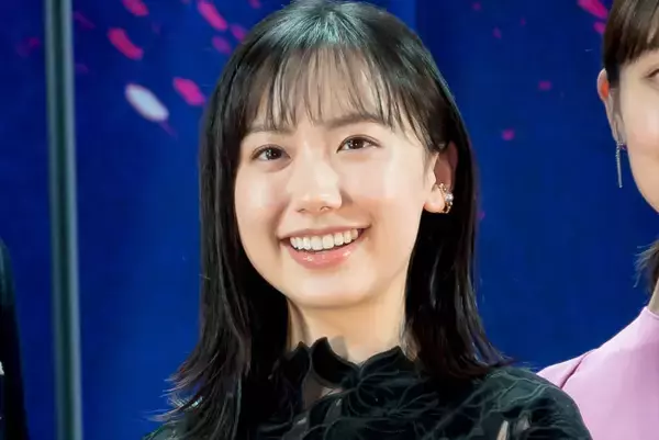 芦田愛菜、初共演・唐沢寿明との撮影は「いっぱいいっぱいでお芝居をさせていただいた」
