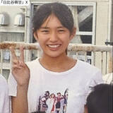「鮮烈グラビアデビューの18歳アイドル、“小学校の卒アル写真”にネット騒然「すでに完成されてる」「大人っぽすぎ」」の画像1