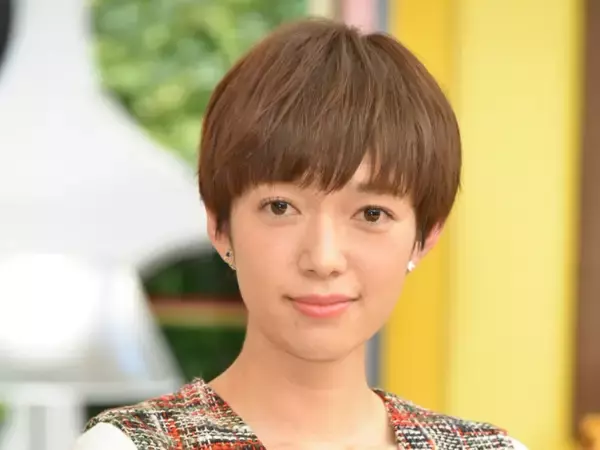 佐藤栞里、おでこ全開ぶりもかわいい！フェス満喫ショット「笑顔最高」「自然体で素敵」