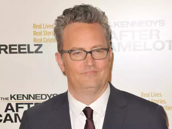 マシュー・ペリーさんにドラッグ供給の医師、懲役30ヵ月の実刑判決