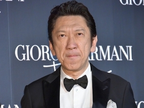 布袋寅泰「大人の男同士、話は尽きず」、ロンドンで再会した大物俳優にファンびっくり「絵になるお二人」