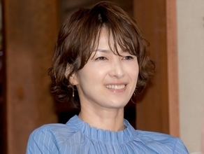 「別人みたい」「時代を感じる」　吉瀬美智子51歳、“20代後半の頃のメイク”にネット衝撃
