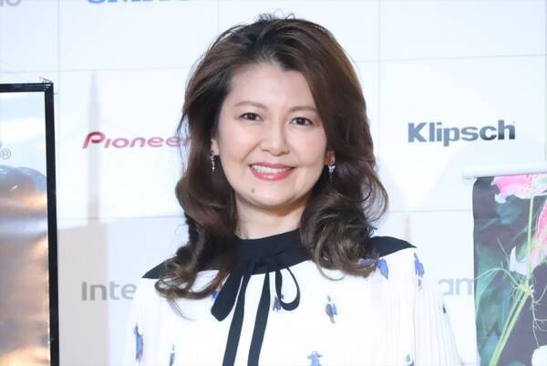 南野陽子 自身の懐かしい動画 グッズを見て 10代の私がいました と照れ笑い 22年8月3日 エキサイトニュース