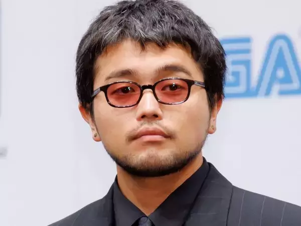 King Gnu・井口理、常田大希が公開した自分の姿に「思ってたよりおじさんだった」