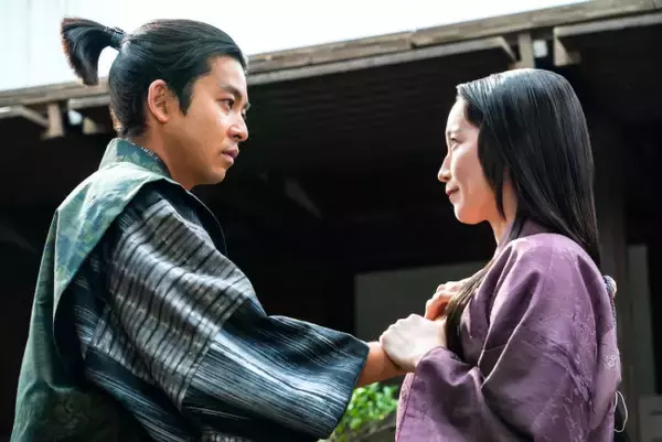 『豊臣兄弟！』“小一郎”仲野太賀、妻“慶”吉岡里帆の言葉に号泣　ネットも涙「デレた!!」「今夜は号泣回」（ネタバレあり）