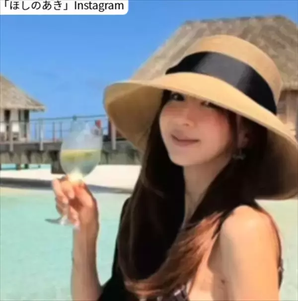 ほしのあき49歳、ビーチで解放感「可愛すぎ」「スタイル最高」　夫は13歳年下＆1児の母
