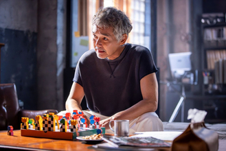 渡部篤郎、石原さとみ主演10月期ドラマ『ポリティカルパン』で物語を動かす謎の情報屋に！