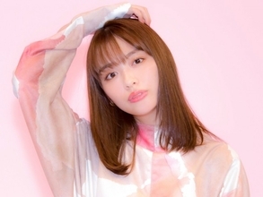 内田理央、秋っぽいヘアカラーにイメチェンし「全てがかわいい」「巻き髪が超お似合い」の声