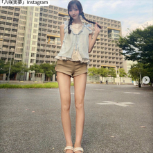 167cm現役アイドル、ショーパン姿の抜群プロポーションに衝撃「美しすぎる」