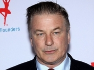 アレック・ボールドウィン、イタリアのファミリー向けクリスマス映画で俳優業に復帰　