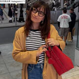 「佐田真由美48歳、デニムパンツ姿で美スタイル全開　2児の母」の画像1