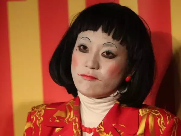 「日本エレキテル連合」の白塗り→現在のスッピン顔に衝撃！　「ダメよ～ダメダメ」から12年　今年42歳に