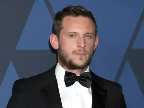 『ピーキー・ブラインダーズ』続編シリーズ、ジェイミー・ベル演じる主人公の姿が初公開