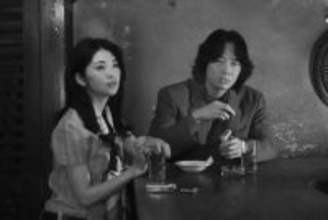 『星と月は天の穴』田中麗奈が娼婦役で切り開く新境地！　主演・綾野剛への愛と執念を体現　場面写真解禁